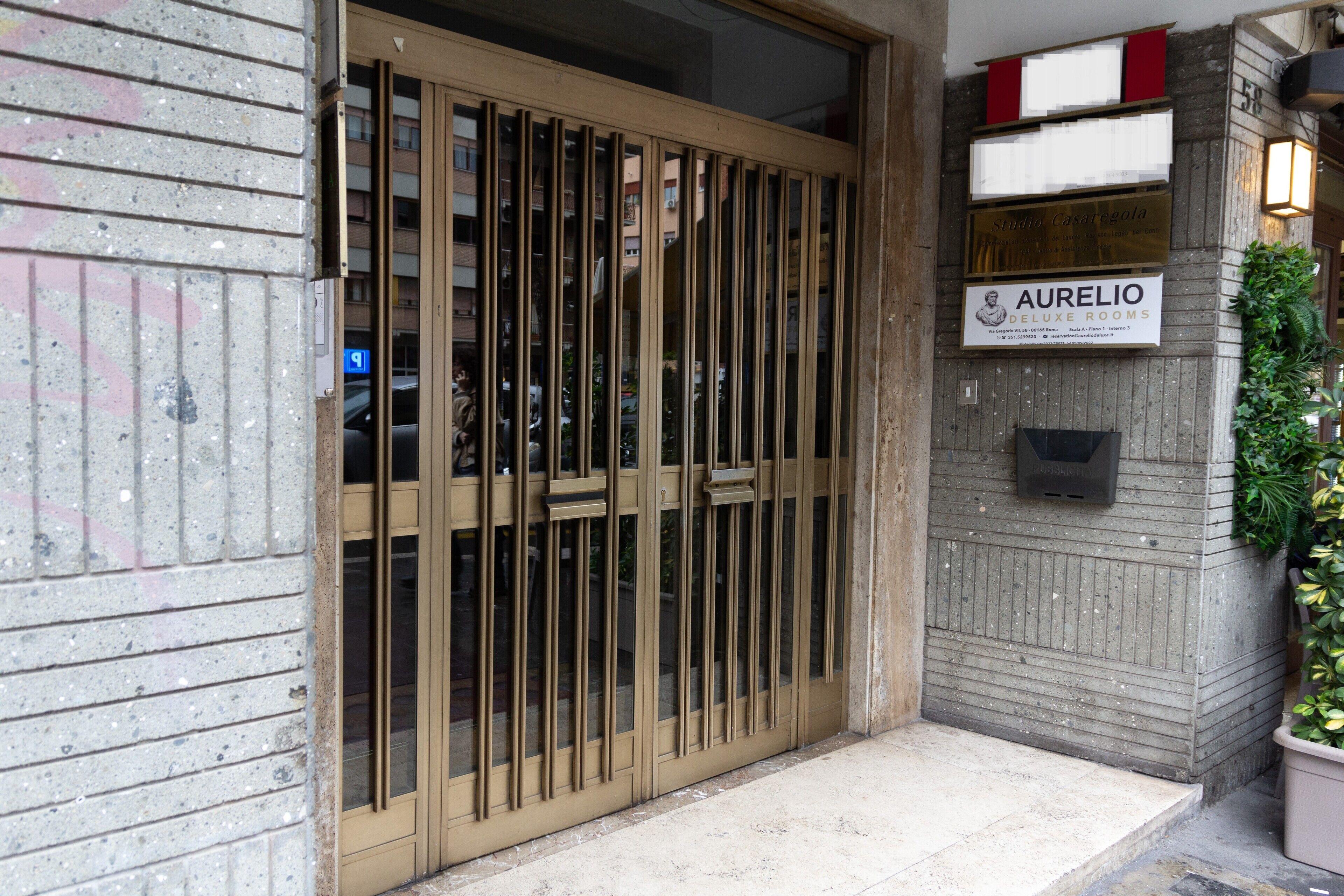 Aurelio Deluxe Rooms — Photos 2